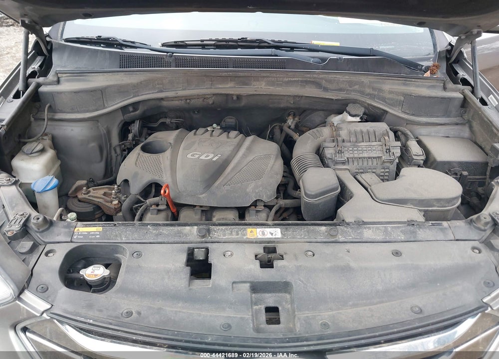 2014 HYUNDAI SANTA FE VIN: 5XYZU3LB1EG195098