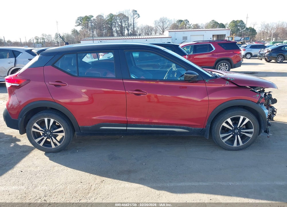 2019 NISSAN KICKS SR VIN: 3N1CP5CU2KL526322