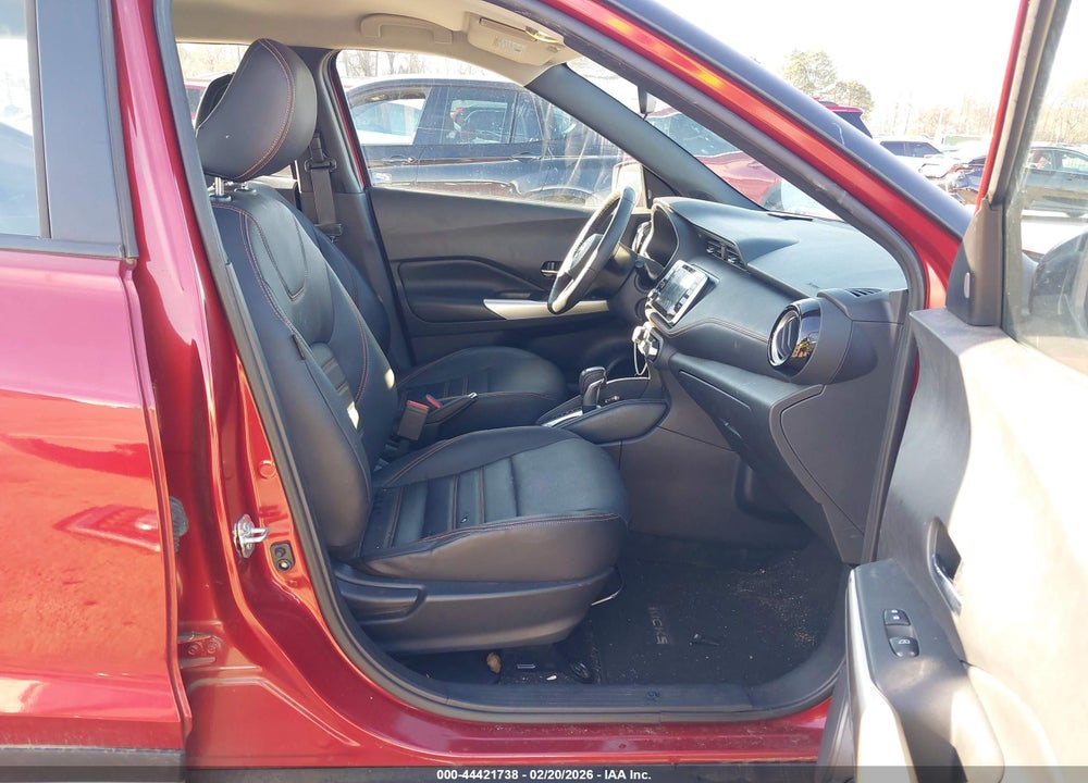 2019 NISSAN KICKS SR VIN: 3N1CP5CU2KL526322