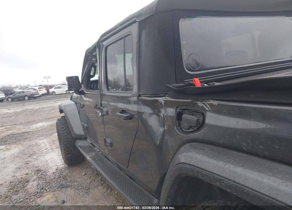 2020 JEEP GLADIATOR OVERLAND 4X4 VIN: 1C6HJTFG8LL151071
