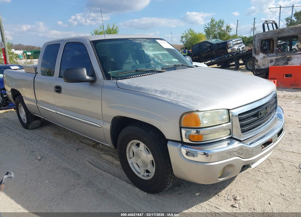 2004 GMC SIERRA 1500 SLE VIN: 2GTEC19T841299568