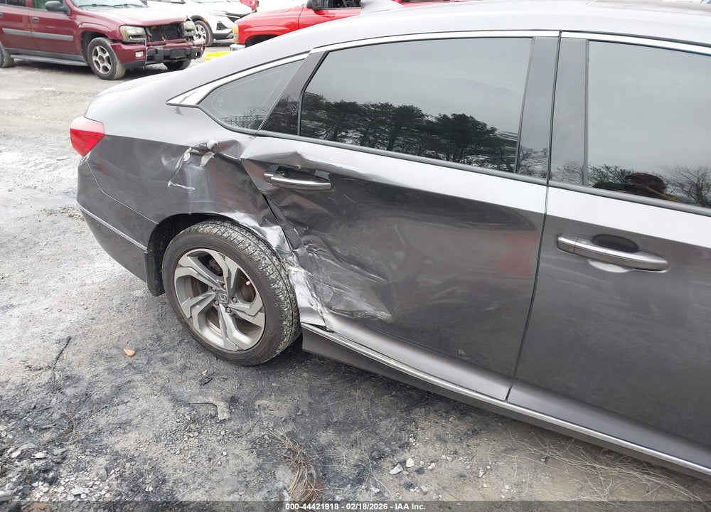 2018 HONDA ACCORD EX-L VIN: 1HGCV1F58JA203626