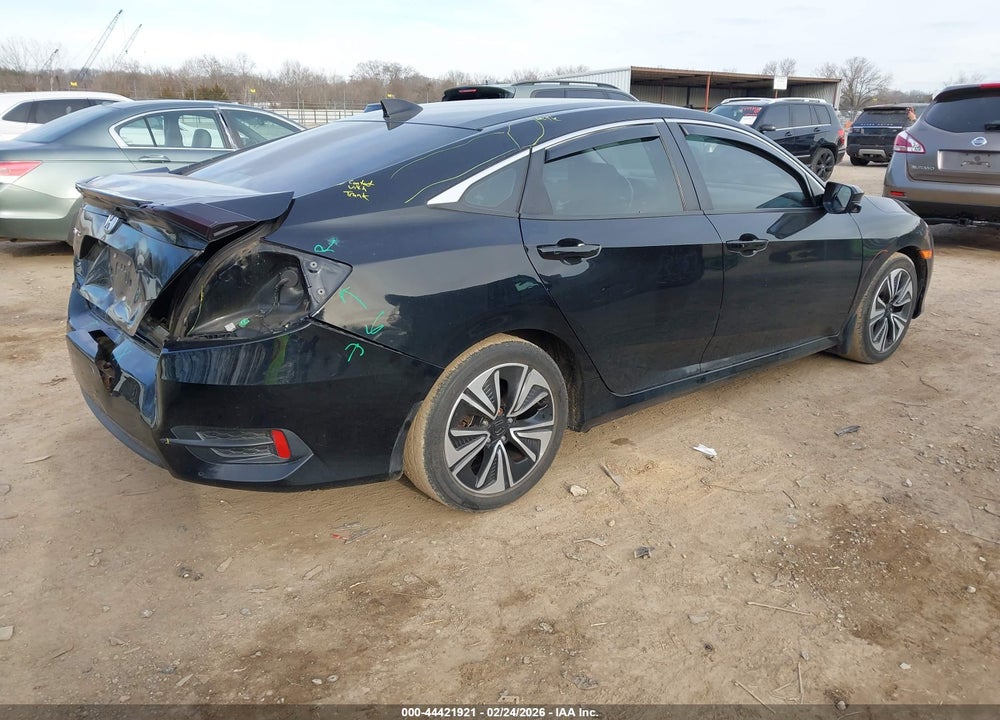 2018 HONDA CIVIC EX-T VIN: 2HGFC1E37JH643616