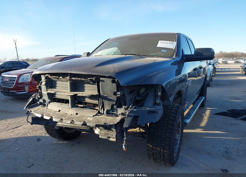 2017 RAM 1500 EXPRESS  4X4 6'4 BOX VIN: 1C6RR7FT9HS853186