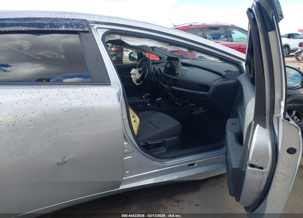 2024 TOYOTA PRIUS LE VIN: JTDACAAU0R3023826