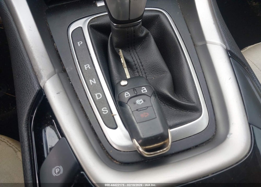 2015 FORD FUSION SE VIN: 1FA6P0H78F5116183