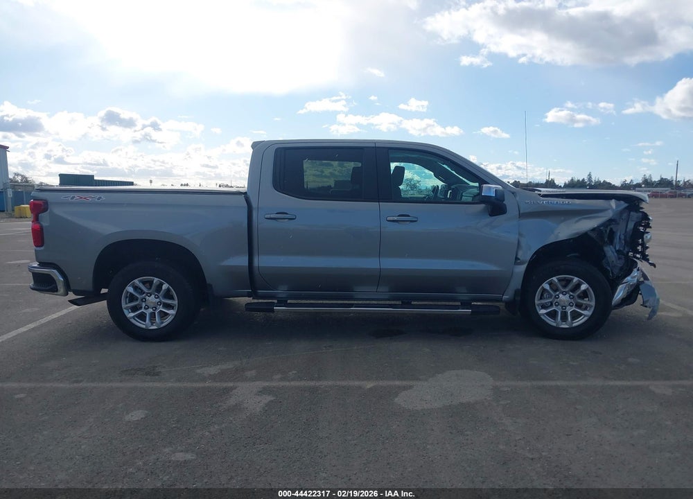 2025 CHEVROLET SILVERADO 1500 4WD  SHORT BED LT WITH 2FL VIN: 1GCPKKEK0SZ179914