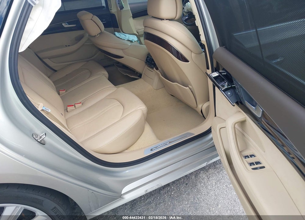 2017 AUDI A8 L 3.0T VIN: WAU44AFD1HN020856