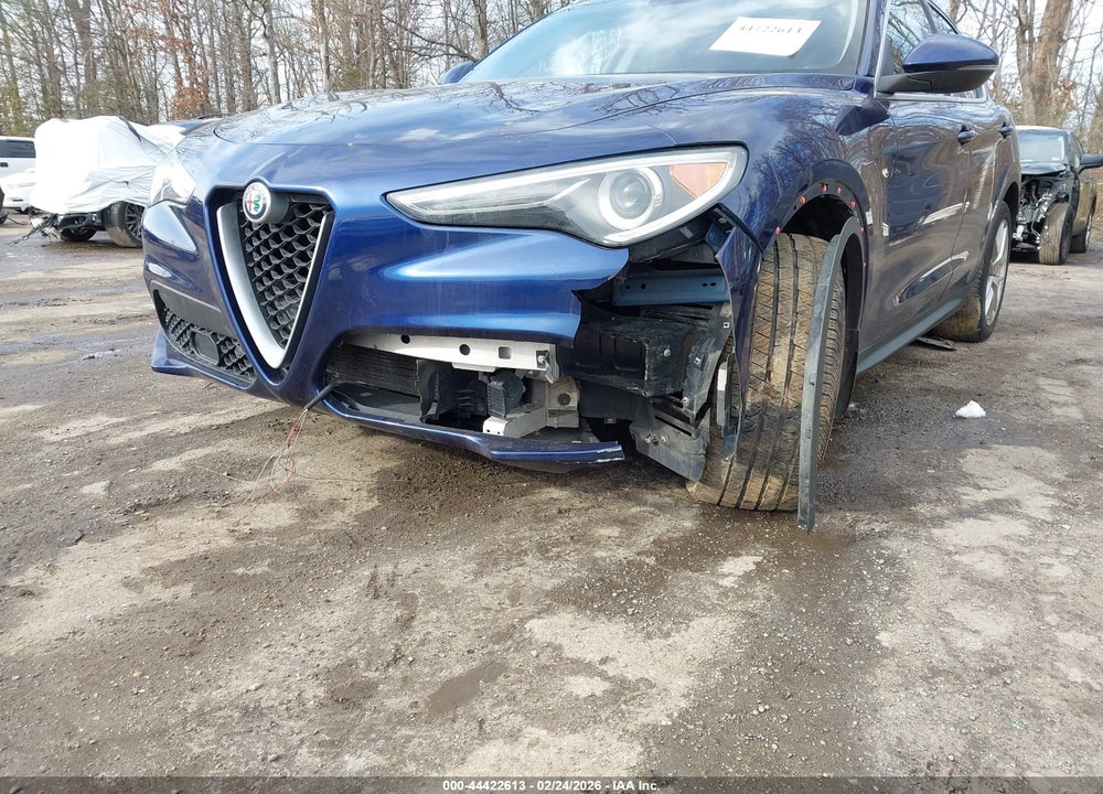 2018 ALFA ROMEO STELVIO TI AWD VIN: ZASFAKBN6J7B93086