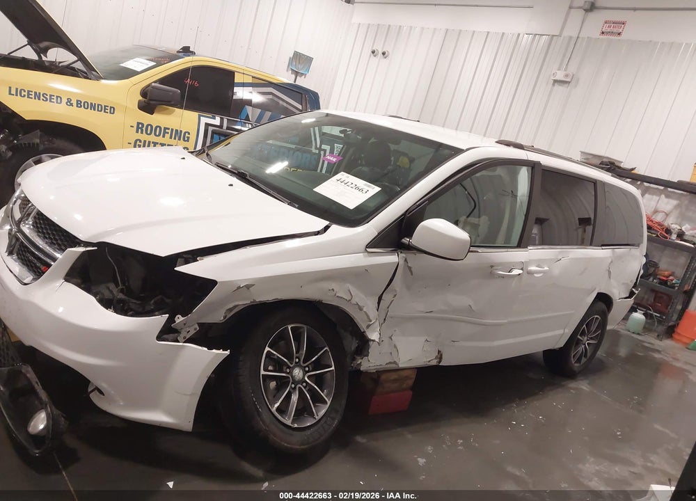 2017 DODGE GRAND CARAVAN SXT VIN: 2C4RDGCGXHR664644