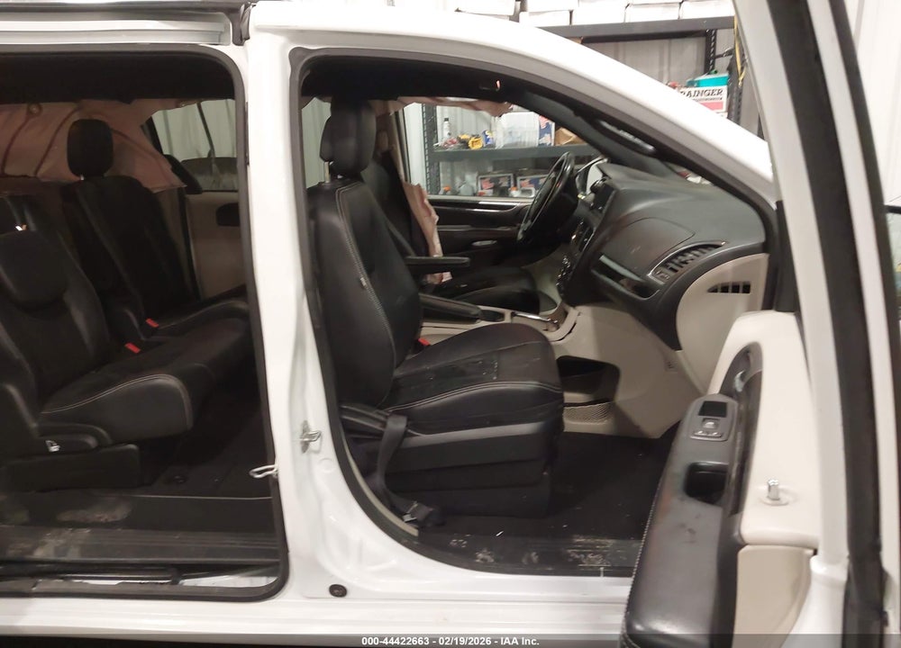 2017 DODGE GRAND CARAVAN SXT VIN: 2C4RDGCGXHR664644