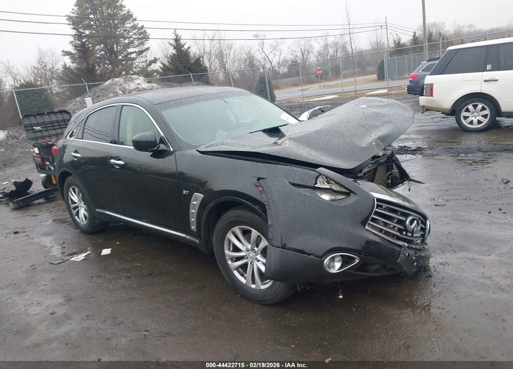 2016 INFINITI QX70 VIN: JN8CS1MW7GM750627