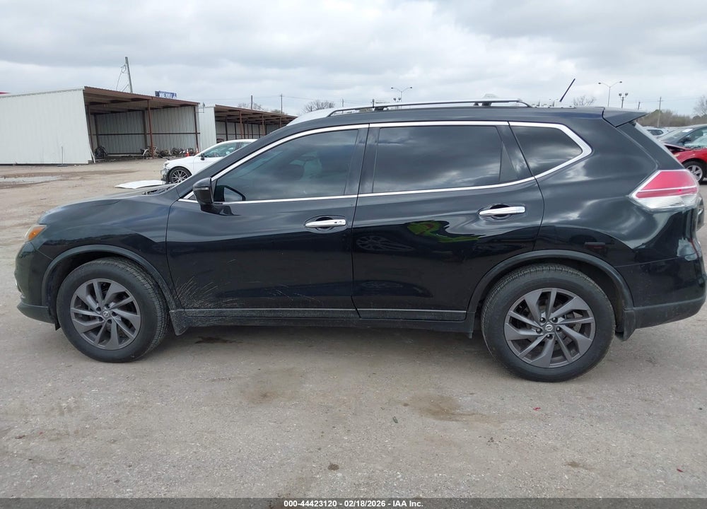 2016 NISSAN ROGUE SL VIN: 5N1AT2MT5GC890947