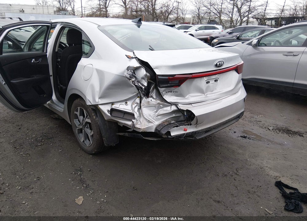 2021 KIA FORTE LXS VIN: 3KPF24AD9ME347238