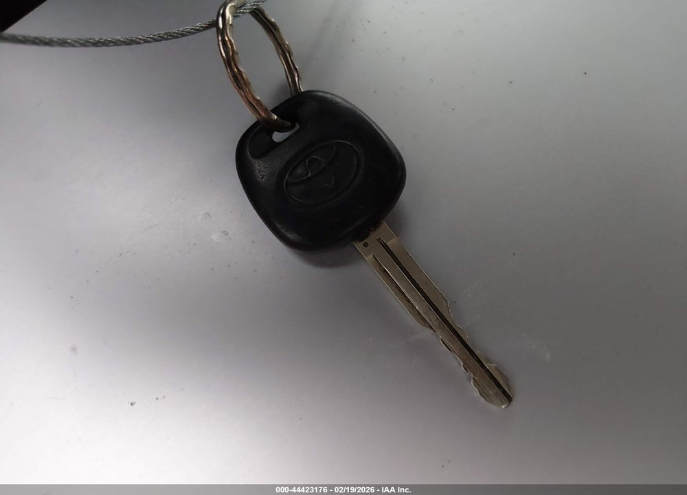 2004 TOYOTA CAMRY LE V6 VIN: 4T1BF30K64U077590