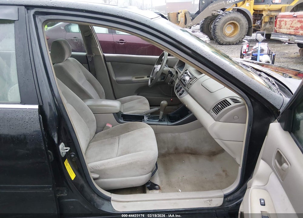 2004 TOYOTA CAMRY LE V6 VIN: 4T1BF30K64U077590