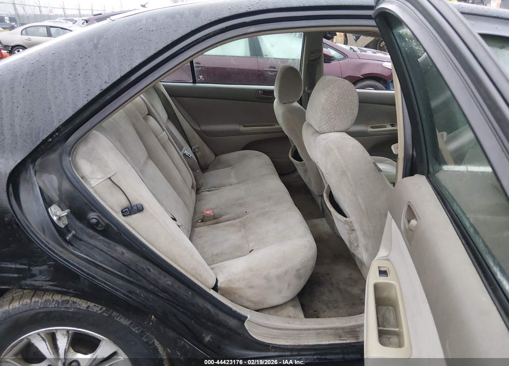 2004 TOYOTA CAMRY LE V6 VIN: 4T1BF30K64U077590