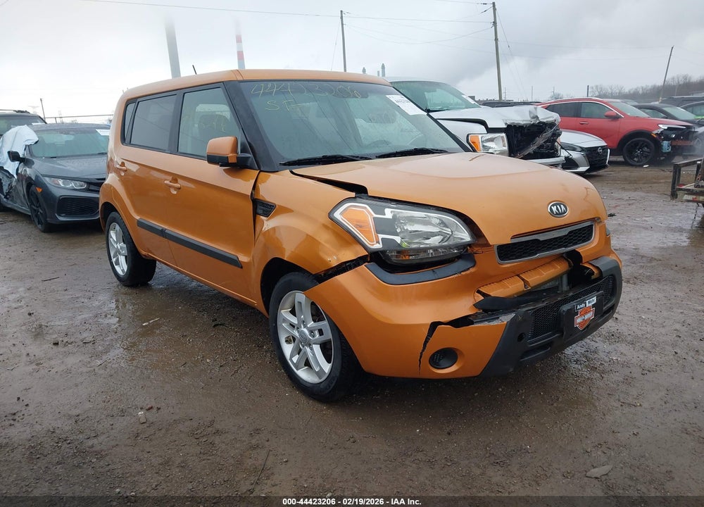 2011 KIA SOUL + VIN: KNDJT2A25B7298188