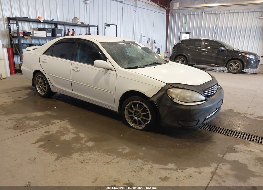 2005 TOYOTA CAMRY LE VIN: 4T1BE30K75U552197