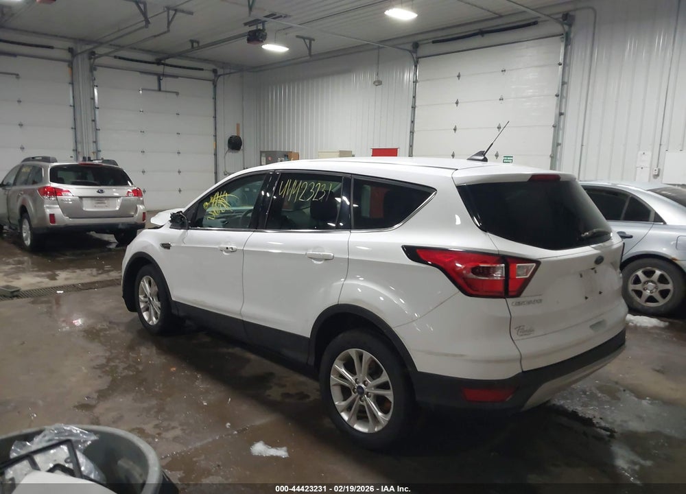 2019 FORD ESCAPE SE VIN: 1FMCU9GD0KUC03945