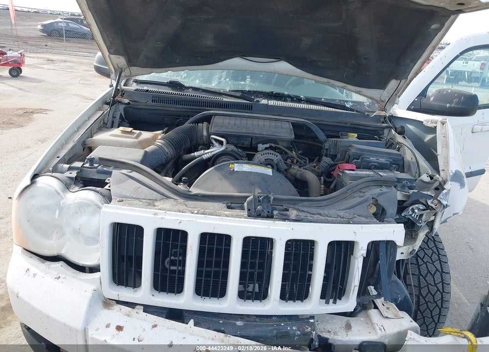 2008 JEEP GRAND CHEROKEE LAREDO VIN: 1J8GR48K28C212631
