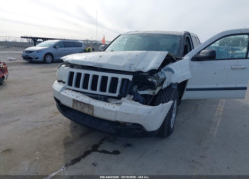 2008 JEEP GRAND CHEROKEE LAREDO VIN: 1J8GR48K28C212631
