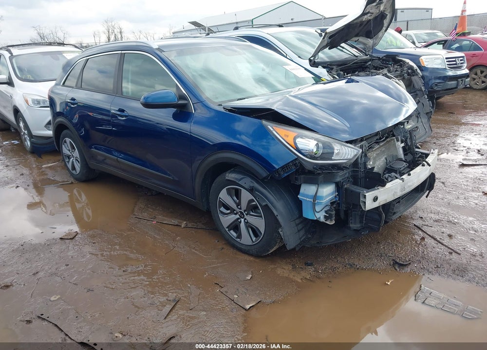 2018 KIA NIRO LX VIN: KNDCB3LC3J5142331