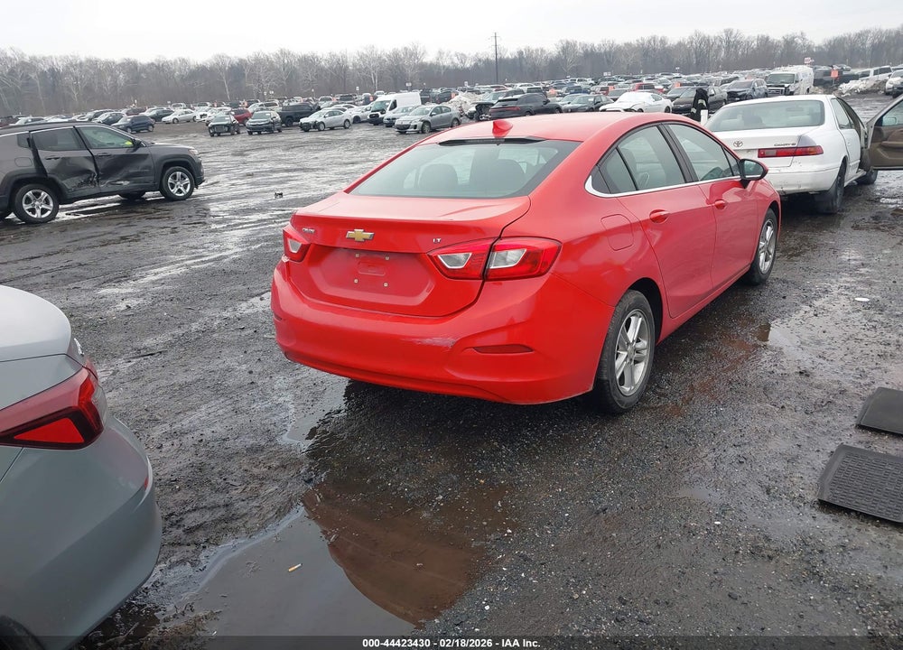 2018 CHEVROLET CRUZE LT AUTO VIN: 1G1BE5SM8J7119522