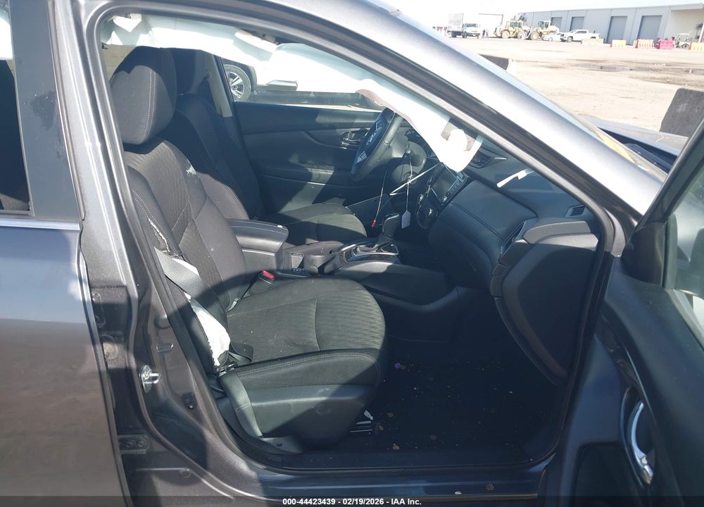 2019 NISSAN ROGUE S VIN: 5N1AT2MT9KC835801