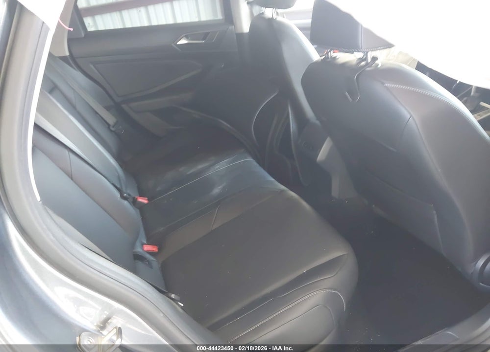 2019 VOLKSWAGEN JETTA 1.4T SEL VIN: 3VWEB7BU0KM231521