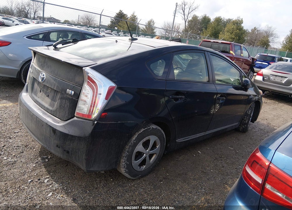 2015 TOYOTA PRIUS FOUR VIN: JTDKN3DU5F1889583