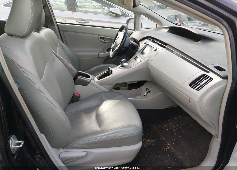 2015 TOYOTA PRIUS FOUR VIN: JTDKN3DU5F1889583