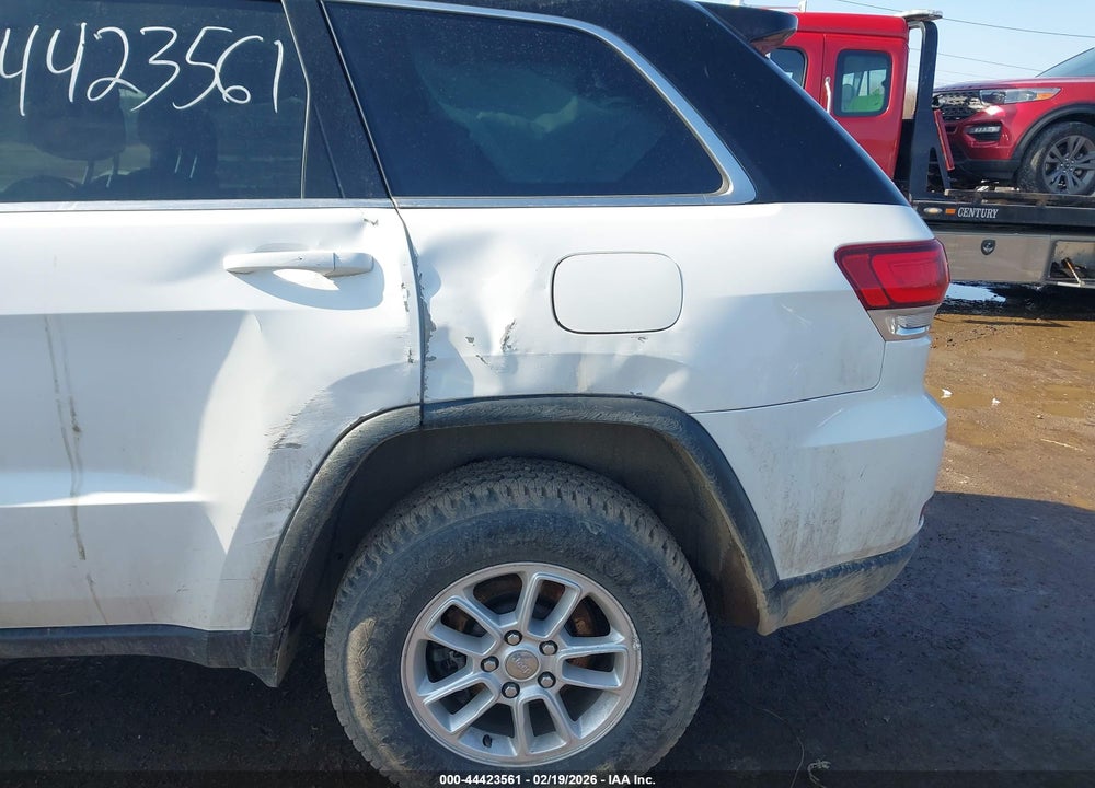 2020 JEEP GRAND CHEROKEE LAREDO VIN: 1C4RJFAG3LC366573
