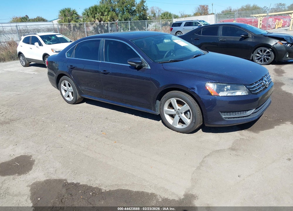 2012 VOLKSWAGEN PASSAT 2.0L TDI SE VIN: 1VWBN7A33CC041458