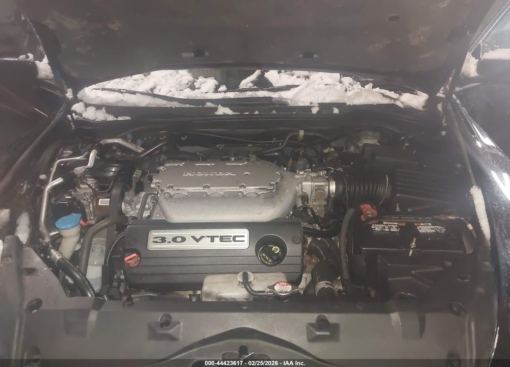 2005 HONDA ACCORD 3.0 EX VIN: 1HGCM66565A049214