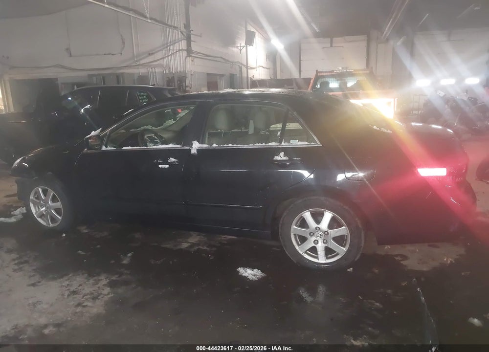 2005 HONDA ACCORD 3.0 EX VIN: 1HGCM66565A049214