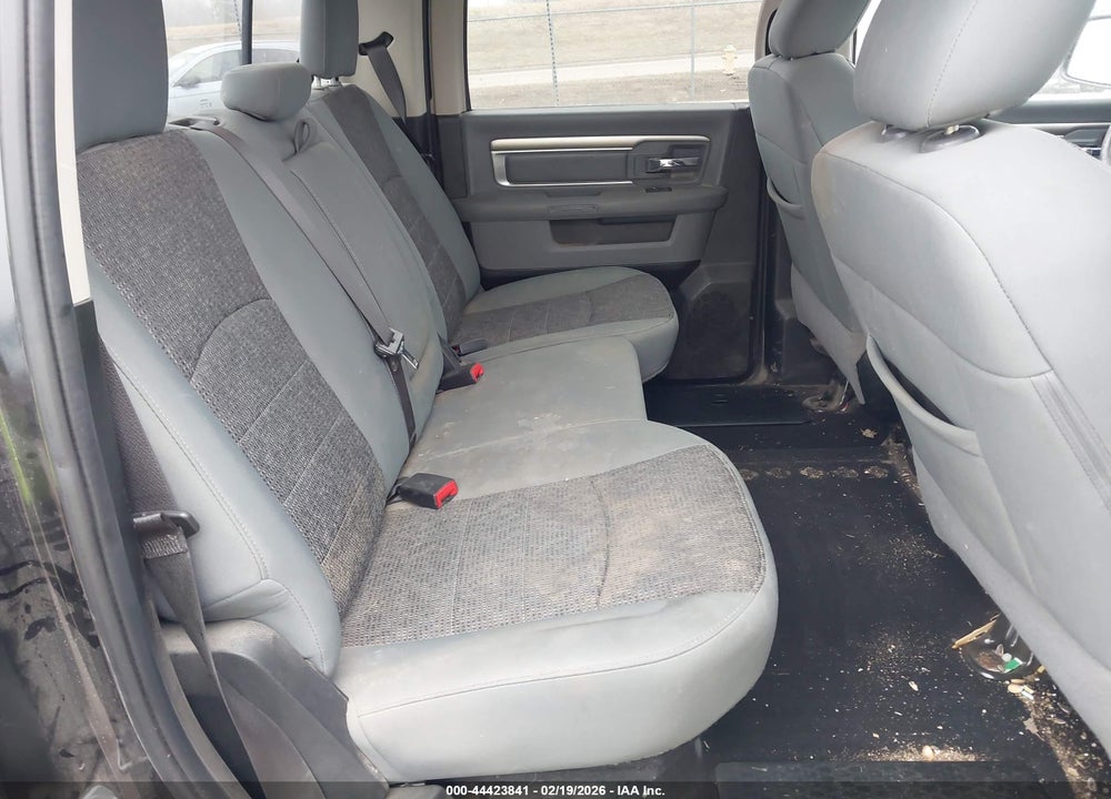2018 RAM 1500 SLT VIN: 1C6RR7LG1JS346702