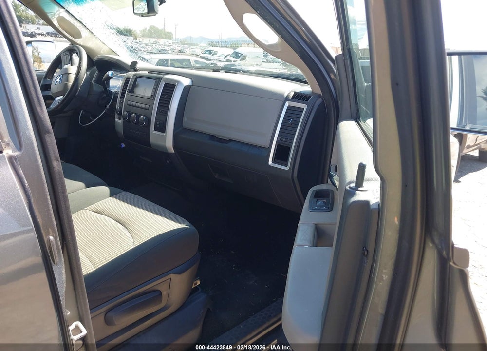 2011 RAM 2500 SLT VIN: 3D7UT2HL2BG581198
