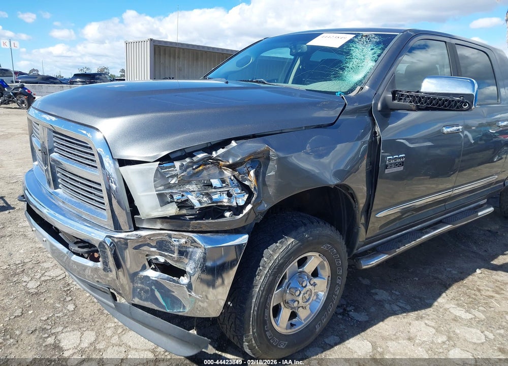 2011 RAM 2500 SLT VIN: 3D7UT2HL2BG581198