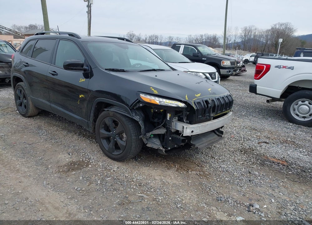 2018 JEEP CHEROKEE LATITUDE FWD VIN: 1C4PJLCB8JD543164