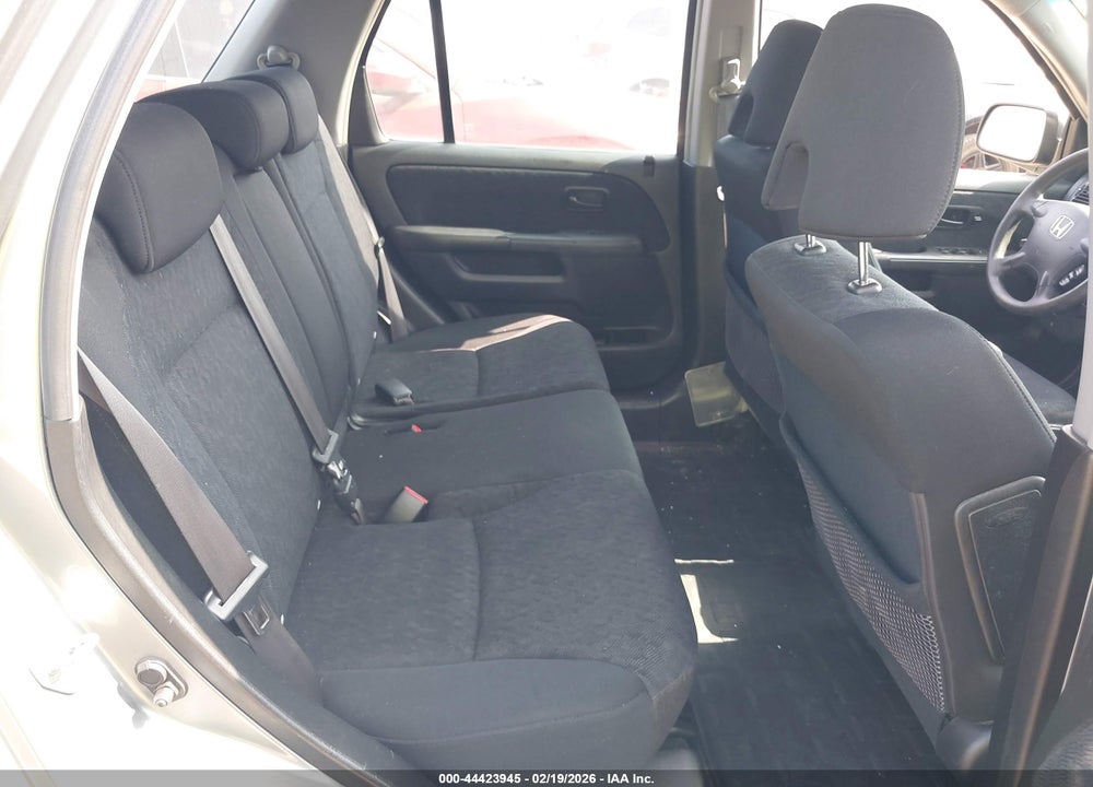 2005 HONDA CR-V LX VIN: JHLRD685X5C014267