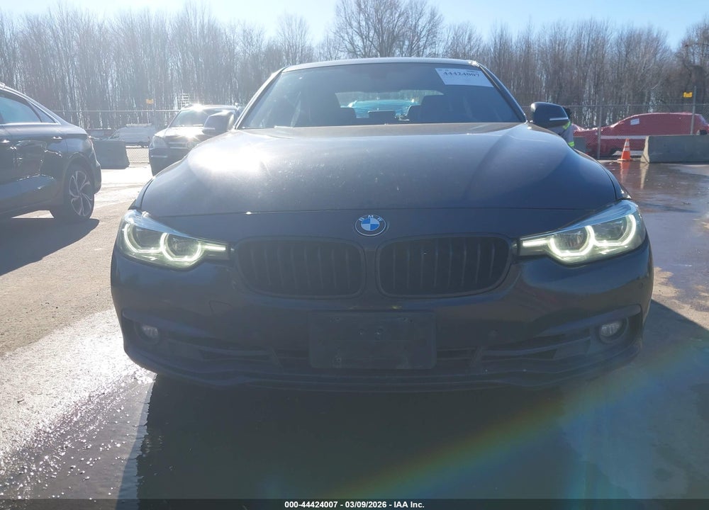 2018 BMW 330I XDRIVE VIN: WBA8D9C53JEM31713