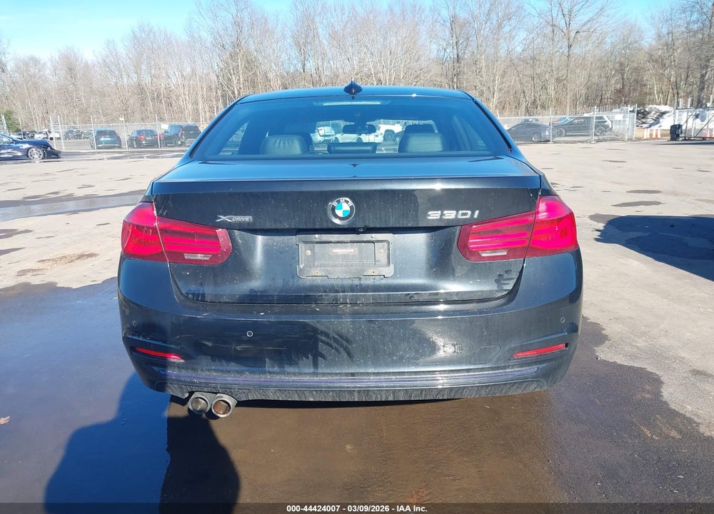 2018 BMW 330I XDRIVE VIN: WBA8D9C53JEM31713