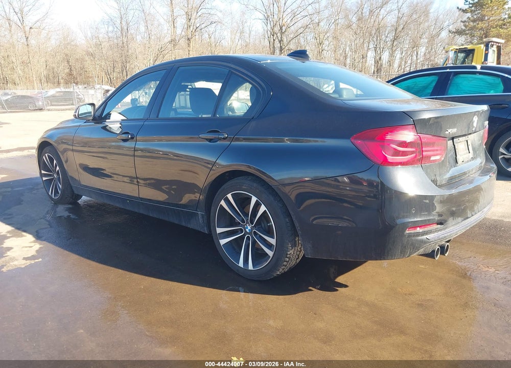 2018 BMW 330I XDRIVE VIN: WBA8D9C53JEM31713