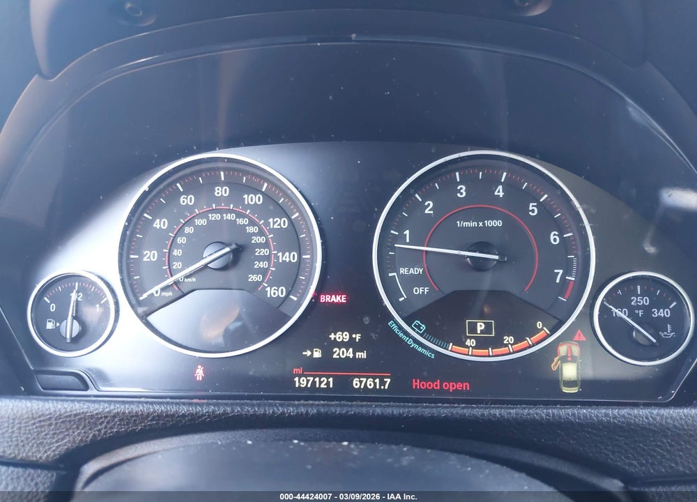 2018 BMW 330I XDRIVE VIN: WBA8D9C53JEM31713