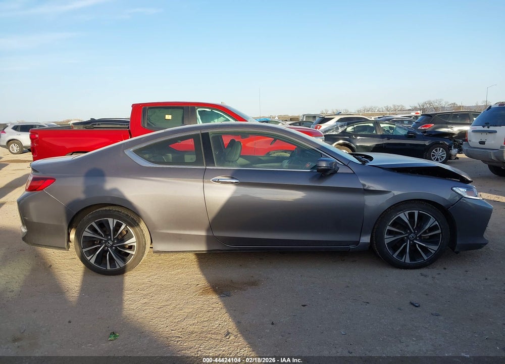 2017 HONDA ACCORD EX-L VIN: 1HGCT1B84HA008719
