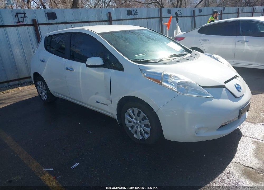 2015 NISSAN LEAF S VIN: 1N4AZ0CPXFC315372