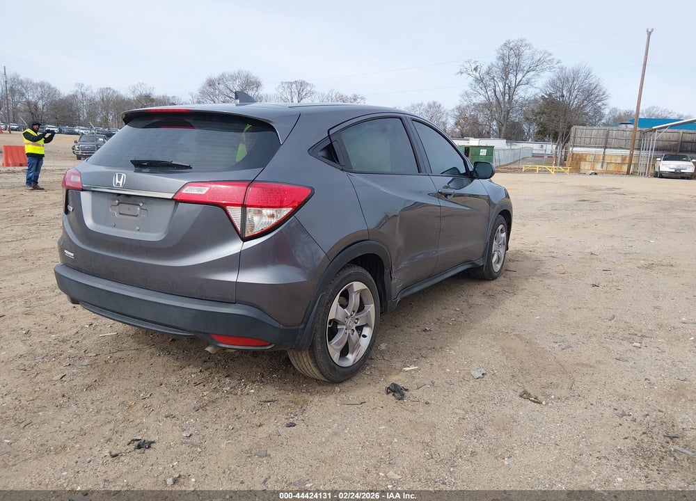 2022 HONDA HR-V 2WD LX VIN: 3CZRU5H32NM724018