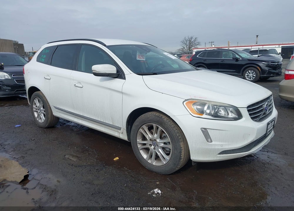 2016 VOLVO XC60 T5 DRIVE-E VIN: YV440MDJ4G2842525