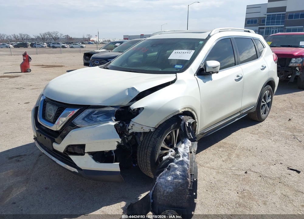 2017 NISSAN ROGUE SL VIN: 5N1AT2MT8HC807920